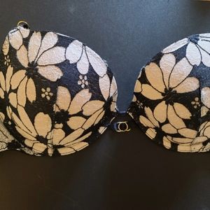 Very Swxy Push-Up Bra
